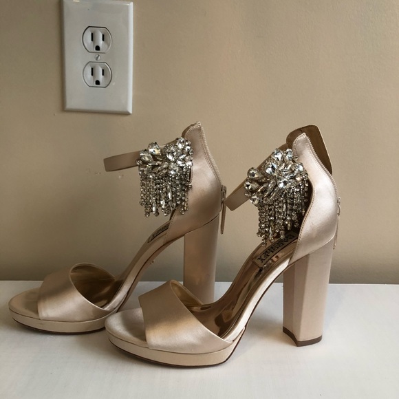 Badgley Mischka size 7 Shoes. I wore only once! - Picture 3 of 11